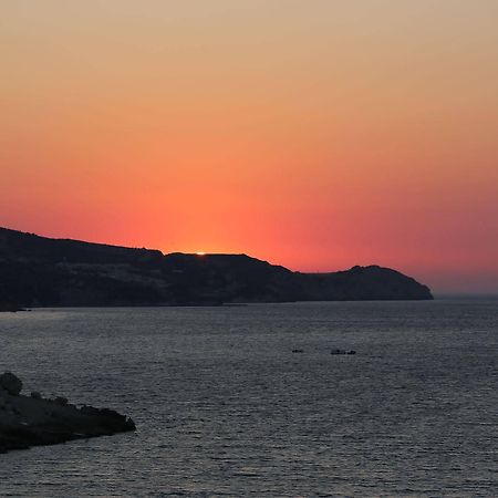 Arya Hotel Karaburun Карабурун Екстериор снимка