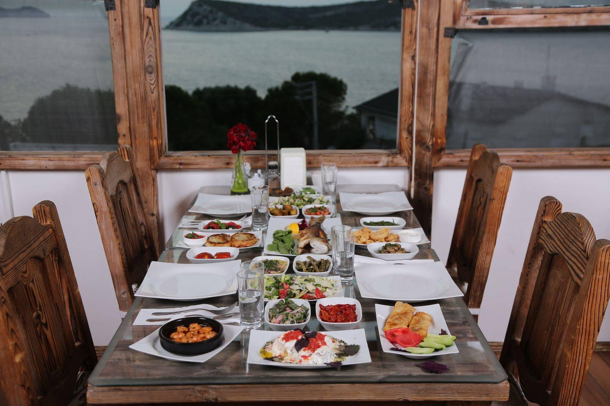 Arya Hotel Karaburun Карабурун Екстериор снимка