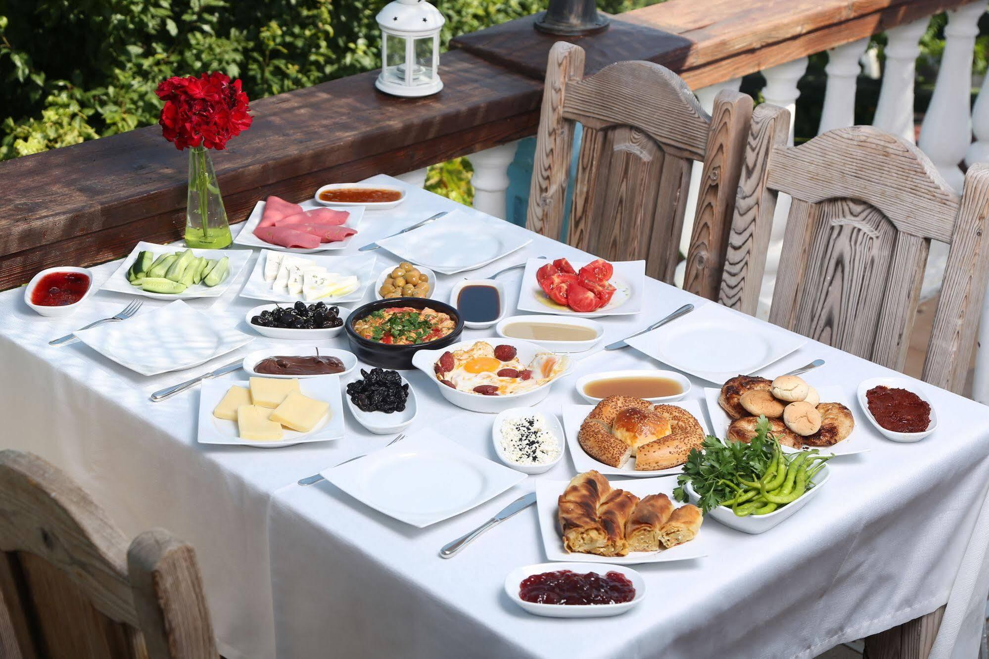 Arya Hotel Karaburun Карабурун Екстериор снимка