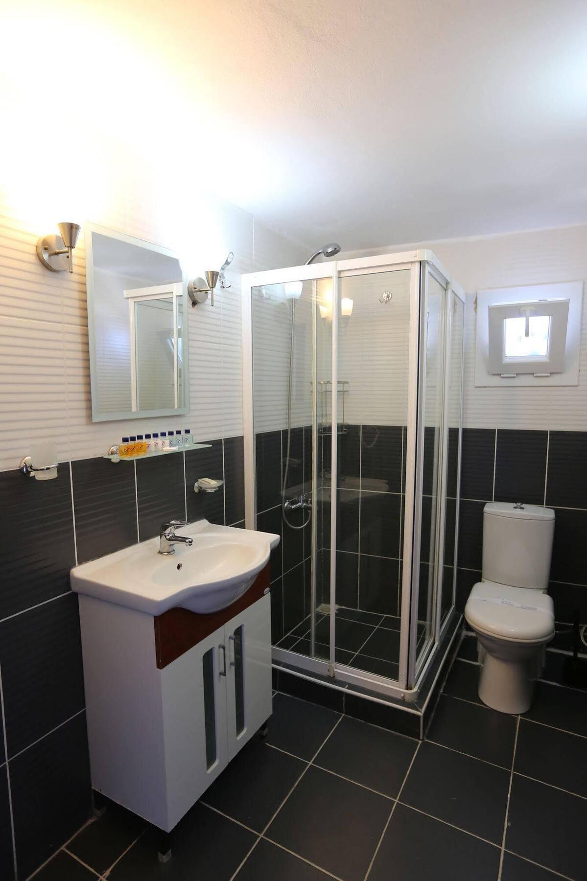 Arya Hotel Karaburun Карабурун Екстериор снимка
